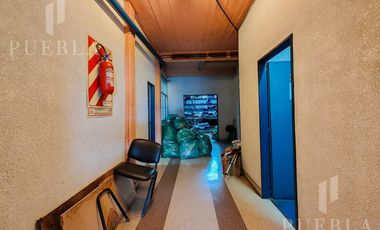 ALQUILER DE LOCAL COMERCIAL DE 1.600M2 EN EXCELENTE ESTADO EN UNA UBICACIÓN PRIVILEGIADA!!