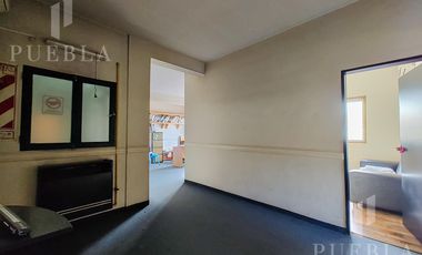 ALQUILER DE LOCAL COMERCIAL DE 1.600M2 EN EXCELENTE ESTADO EN UNA UBICACIÓN PRIVILEGIADA!!