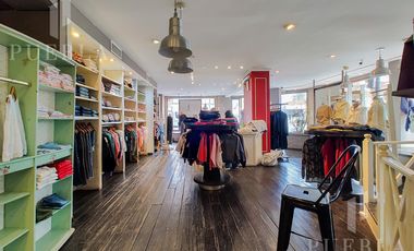 ALQUILER DE LOCAL COMERCIAL DE 1.600M2 EN EXCELENTE ESTADO EN UNA UBICACIÓN PRIVILEGIADA!!