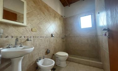 departamento en alquiler tres ambientes lujan guemes 887
