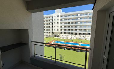 Departamento en Canning Center