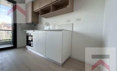 Espectacular departamento de 2 amb a estrenar, con terraza propia y cochera!