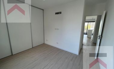Espectacular departamento de 2 amb a estrenar, con terraza propia y cochera!