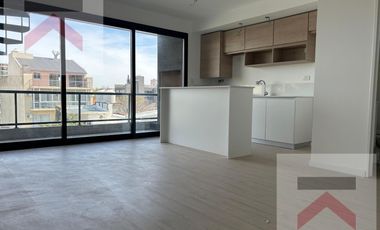 Espectacular departamento de 2 amb a estrenar, con terraza propia y cochera!