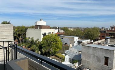 Espectacular departamento de 2 amb a estrenar, con terraza propia y cochera!