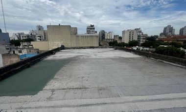 Venta/Alquiler de Galpón/Depósito entrada camión de Edificio Comercial Luis Viale Caballito
