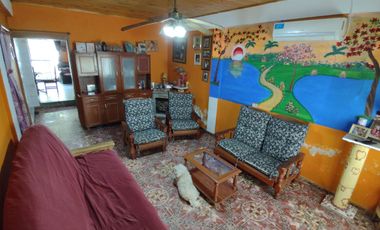 Casa  en venta en Gregorio De Laferrere