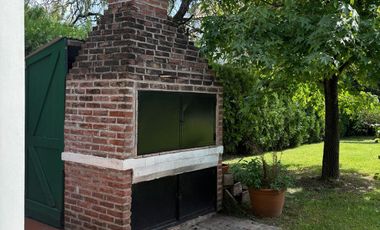 Casa en  Alquiler en Santa Maria de los Olivos