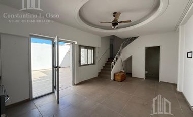 Casa 4 ambientes - con patio y terraza - alquiler
