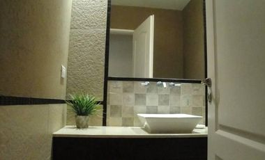 Casa Muy Bien Ubicada en Venta/Alquiler en Santa Barbara!