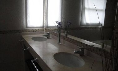 Casa Muy Bien Ubicada en Venta/Alquiler en Santa Barbara!