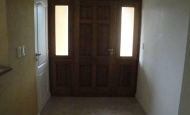 Casa Muy Bien Ubicada en Venta/Alquiler en Santa Barbara!