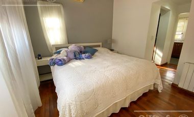 Casa en venta de cuatro ambientes en Abril Country Club - Guillermo Hudson