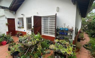 Casa en venta en Valeria del mar Con cochera