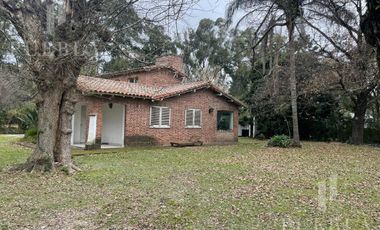 Terreno con Casa Quinta Soñada en Venta – Barrio Los Jazmines, Del Viso!