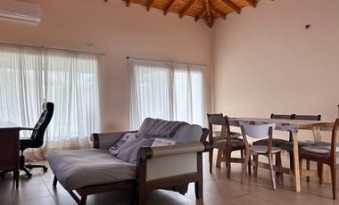Casa en en venta- Barrio Álamo Alto-4 amb-Apto Credito.
