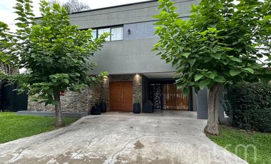 Casa en venta de 3 dormitorios en Ezeiza, El bosquecillo | APTO CRÉDITO