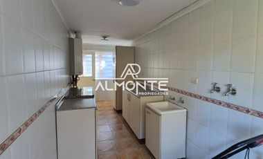 CASA FAMILIAR EN VENTA EN LOMAS SAN ANDRÉS