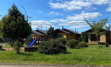 CASA ESQUINA EN SANTA ELENA, VALDIVIA, BAJO MERCADO