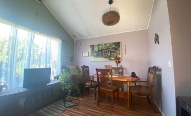 CASA ESQUINA EN SANTA ELENA, VALDIVIA, BAJO MERCADO