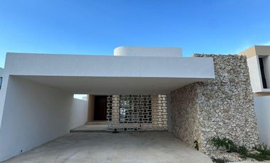 Casa en venta en Conkal Yucatan en privada residencial