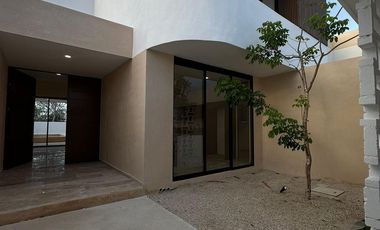 Casa en venta en Conkal Yucatan en privada residencial