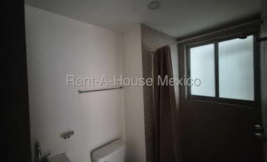 Departamento en Renta en Agricola Pantitlan 26-2584.