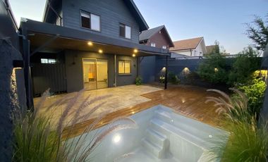 Se vende Casa Parque San Valentín Talca