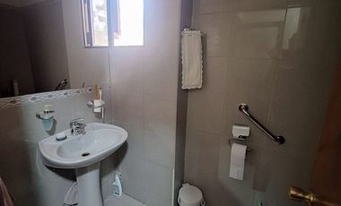 Vende hermosa casa habitación zona mixta " La Cisterna "