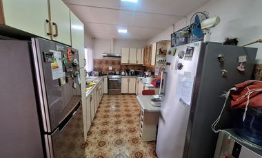Vende hermosa casa habitación zona mixta " La Cisterna "