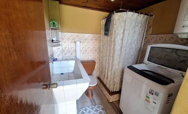 Vende hermosa casa habitación zona mixta " La Cisterna "