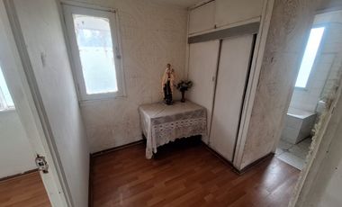 Vende casa en Macul ( Oportunidad)