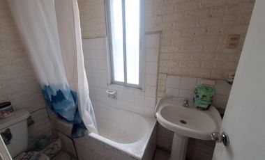 Vende casa en Macul ( Oportunidad)