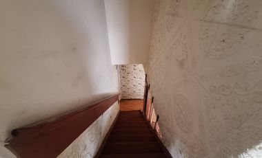 Vende casa en Macul ( Oportunidad)