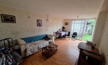 Vende casa en Macul ( Oportunidad)