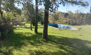 A orillas del Carcarañá. Hermosa Casa-Quinta con Piscina y Amplio Terreno.