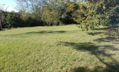 A orillas del Carcarañá. Hermosa Casa-Quinta con Piscina y Amplio Terreno.