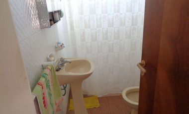 A orillas del Carcarañá. Hermosa Casa-Quinta con Piscina y Amplio Terreno.