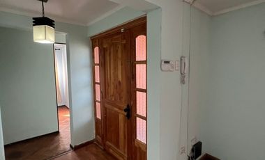 VENDEMOS AMPLIA CASA DE UN PISO EN LOTEO PROSPERIDAD