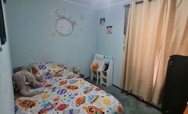 VENDEMOS AMPLIA CASA DE UN PISO EN LOTEO PROSPERIDAD