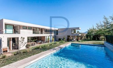 CASA MEDITERRANEA EN CONDOMINIO SEGURIDAD 24/7