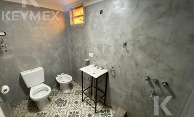 Departamento un dormitorio con cochera a la venta 22 y 65