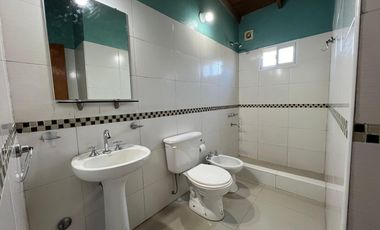 Departamento tipo PH tres ambientes en Alquiler en Wilde