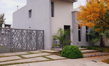 Casa - Altos de Manantiales