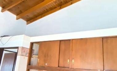 Casa en venta en calle Uruguay