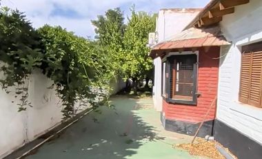 Casa en venta en calle Uruguay