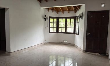 Casa en venta en calle Uruguay