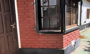 Casa en venta en calle Uruguay