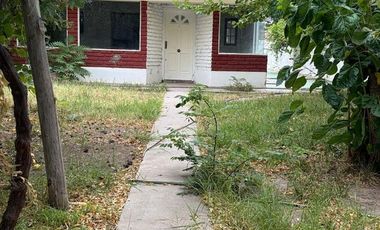 Casa en venta en calle Uruguay