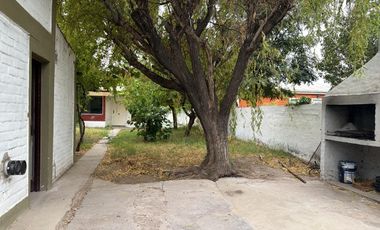 Casa en venta en calle Uruguay